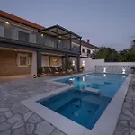 Luxurious In With Sauna