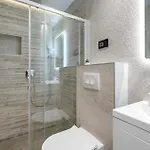 Luxurious In With Sauna *