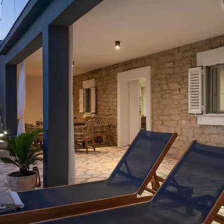 Lovely In With Sauna 度假居