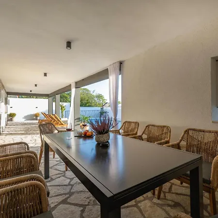 度假居 Lovely In With Sauna Plastovo