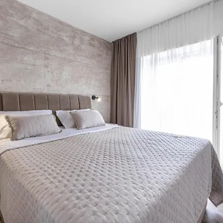 度假居 Lovely In With Sauna