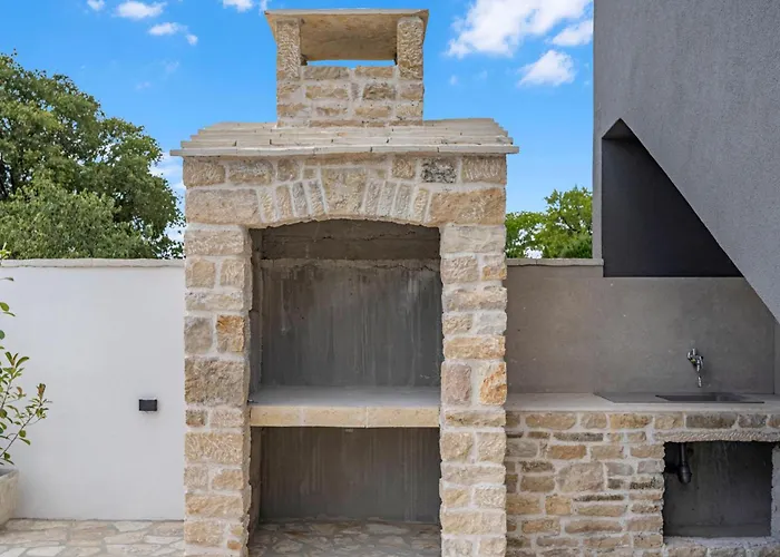 Lovely In With Sauna 度假居 Plastovo