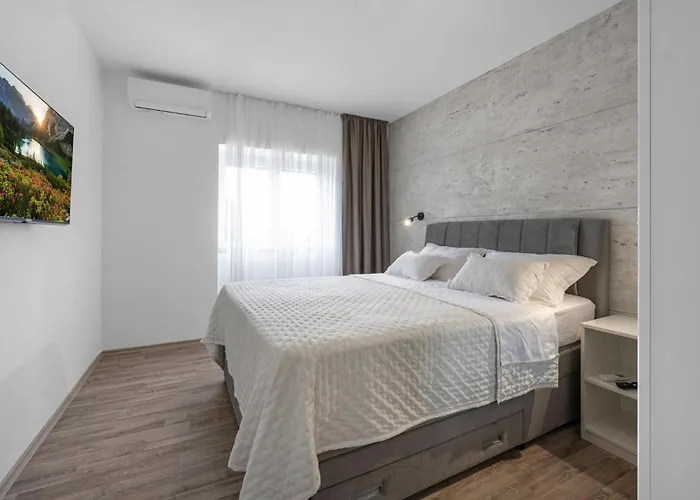 Lovely In With Sauna 度假居 *